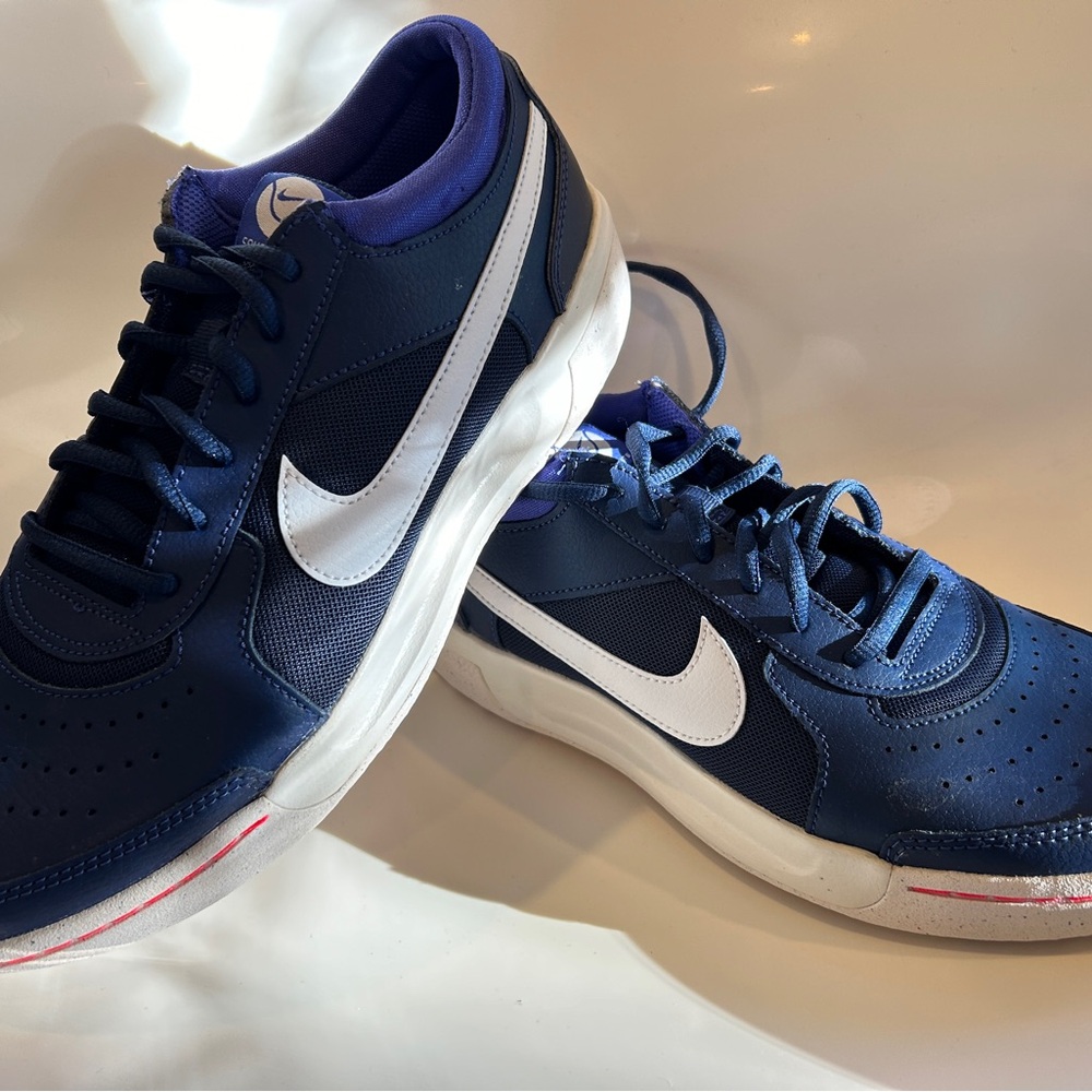 NWT Tennis/Pickleball  Nike court shoes men’s size 8.5
